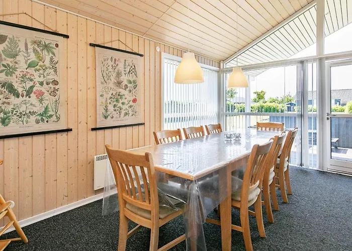 8 Person In Otterup-by Traum *